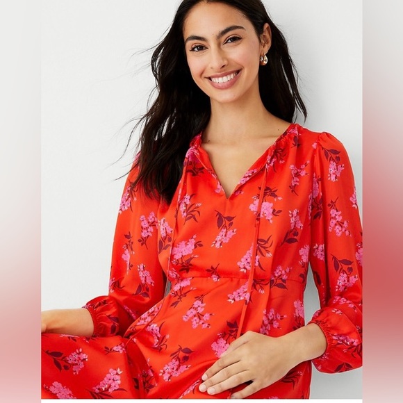 Ann Taylor Floral Tie Neck Midi Dress size 4 - Picture 3 of 3